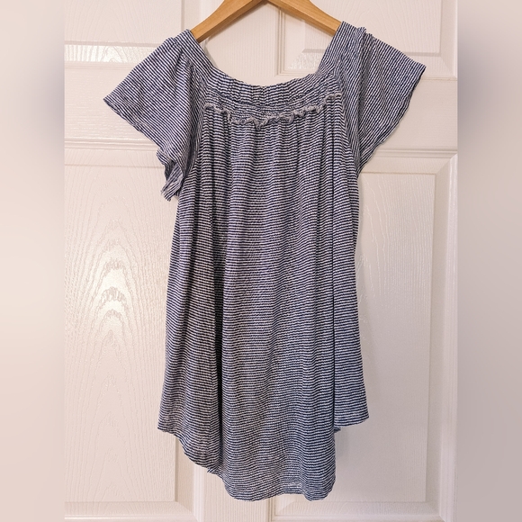 Anthropologie Bordeaux Off Shoulder Top Size M - Picture 2 of 7